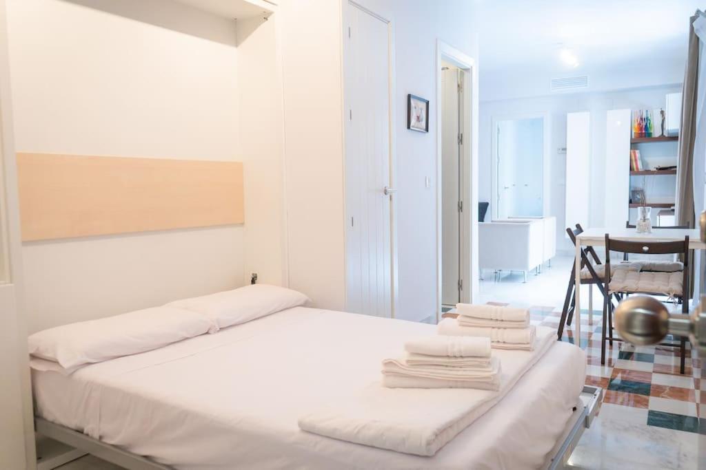 Apartamento Nuevo Junto A La Catedral De Sevilla Exterior photo